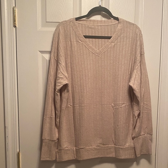 unbranded Tops - Beige V-Neck Ribbed Top…size XL